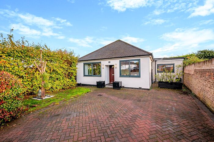 3 Bedroom Detached Bungalow For Sale In Boundary Road, Sidcup, DA15
