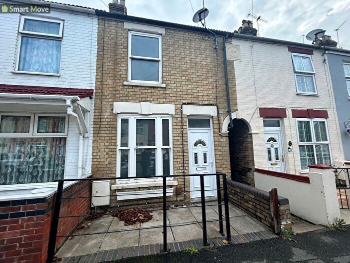 3 Bedroom Terraced House To Rent In Morris Street, Peterborough, Cambridgeshire., PE1