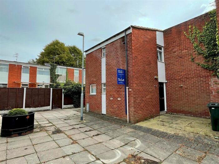 3 Bedroom End Of Terrace House To Rent In Acregate, Skelmersdale, WN8