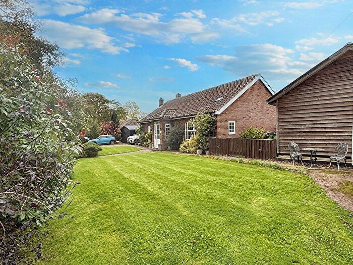 2 Bedroom Detached Bungalow For Sale In Coopers Lane, Sellindge, TN25