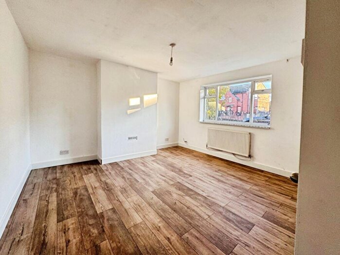 3 Bedroom Semi-Detached House To Rent In Copthorne Crescent, Manchester, Greater Manchester, M13