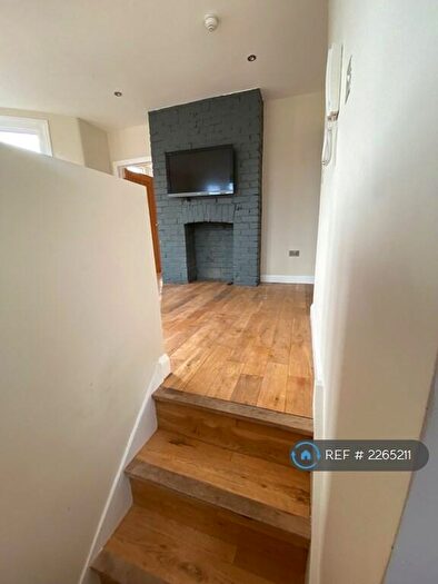 1 Bedroom Flat To Rent In Gloucester Road, Horfield, Bristol, BS7