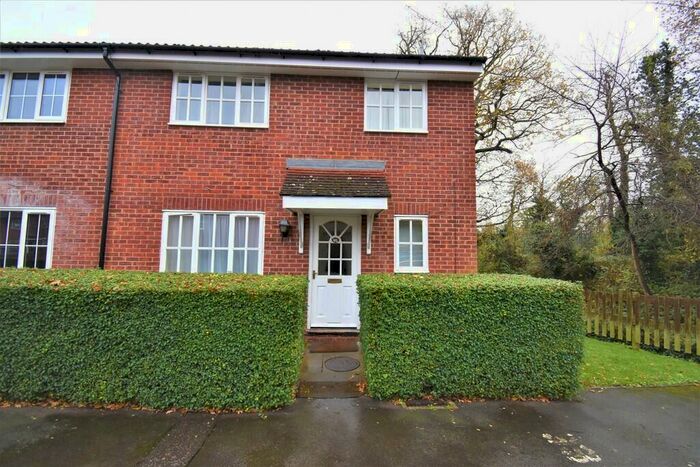 2 Bedroom End Of Terrace House To Rent In Gresley Close, Welwyn Garden City., AL8