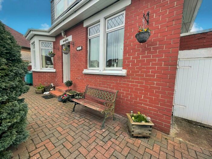 4 Bedroom Detached Bungalow For Sale In Timlin, Old Monkland Road