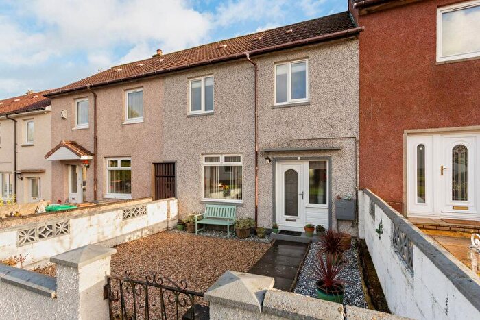 2 Bedroom Villa For Sale In Maple Terrace, Kelty, KY4