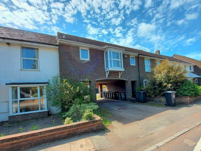 2 Bedroom Flat To Rent In Leighton Road, Toddington, Dunstable, LU5
