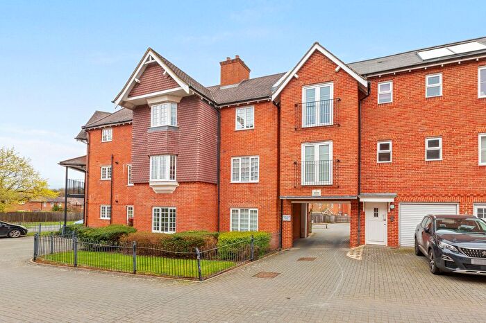 2 Bedroom Flat For Sale In Wroughton Road, Wendover, HP22