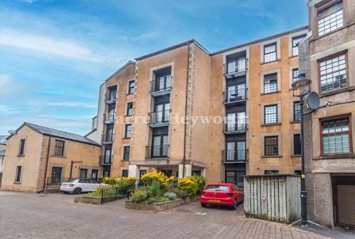 2 Bedroom Flat For Sale In River Street, Lancaster, LA1
