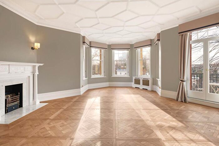 4 Bedroom Flat To Rent In Oakwood Court, London, W14