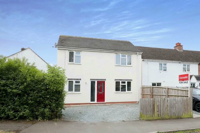 3 Bedroom Detached House For Sale In Coventry Road, Brinklow, Rugby, CV23