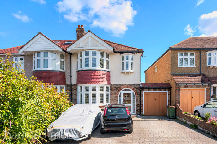 3 Bedroom House To Rent In Beverley Road, Worcester Park, KT4