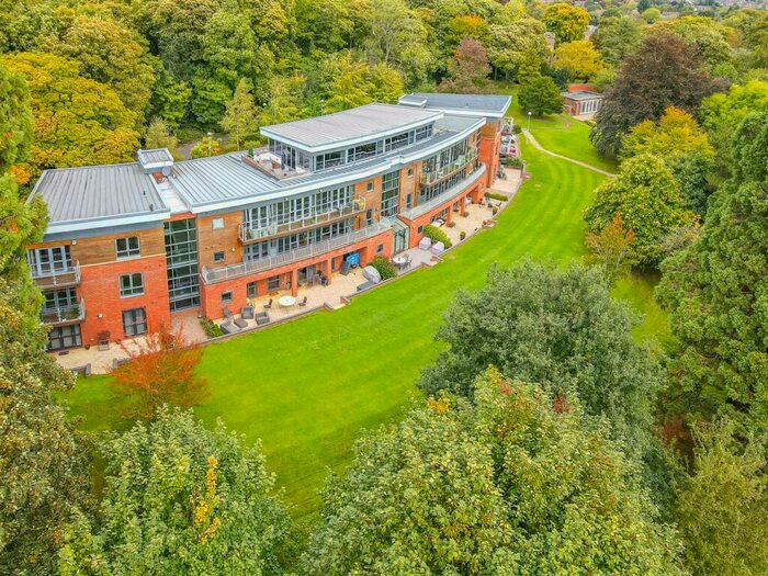 2 Bedroom Apartment To Rent In Moss Drive, Bramcote, Nottingham, NG9