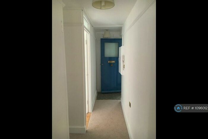 1 Bedroom Flat To Rent In Canrobert Street, London, E2