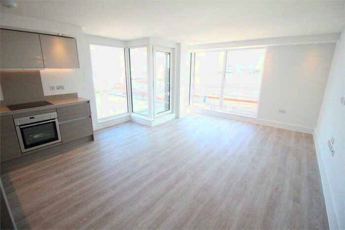 2 Bedroom Apartment To Rent In Station Road, Edgware, HA8