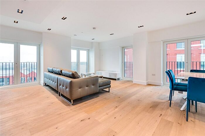 2 Bedroom Flat To Rent In Keybridge Tower, Exchange Gardens, SW8