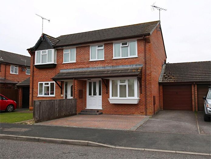 3 Bedroom Semi Detached House For Sale In Clare Drive, Tiverton, EX16