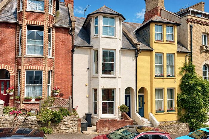 4 Bedroom Terraced House For Sale In Park Road, Swanage, BH19