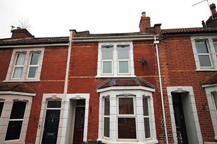 2 Bedroom Terraced House To Rent In Ellicott Road, Bristol, BS7