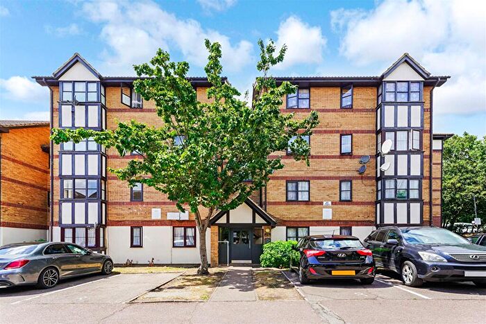 1 Bedroom Apartment For Sale In Creighton Road, Tottenham, N17