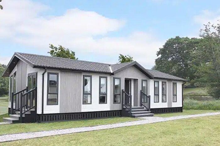 2 Bedroom Park Home For Sale In A Brand New ' X ' Omar Ikon Residential Park Home At The High Pines Near Windsor In Berkshire., RG42