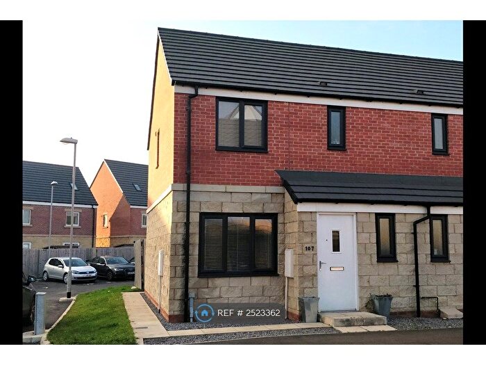 3 Bedroom End Of Terrace House To Rent In King Oswald Drive, Blaydon-On-Tyne, NE21