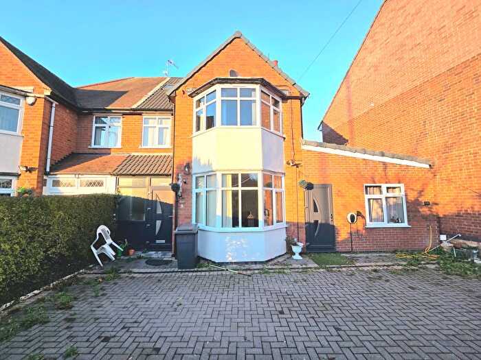 4 Bedroom Semi Detached House To Rent In Scraptoft Lane, Leicester, LE5