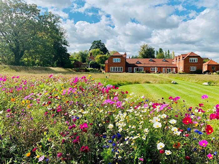 5 Bedroom Detached House For Sale In Remenham Hill, Henley-On-Thames, Oxfordshire, RG9