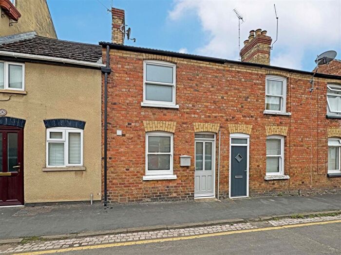 1 Bedroom Terraced House To Rent In Vine Street, Stamford, PE9