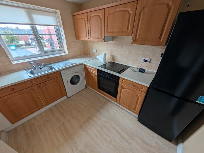 1 Bedroom Flat To Rent In Sutherland View, Blackpool, Lancashire, FY1
