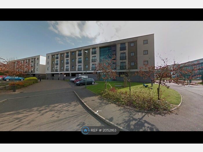 2 Bedroom Flat To Rent In Calverly Court, Coventry, CV3