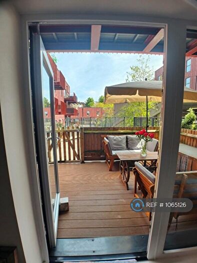 1 Bedroom Flat To Rent In Chichely Heights, London, SE18