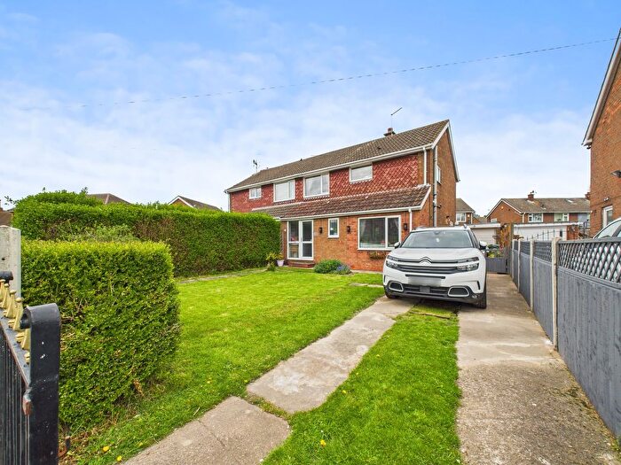 3 Bedroom Semi-Detached House For Sale In Main Street, Wawne, Hull, Yorkshire, HU7