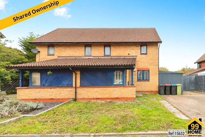 3 Bedroom Semi-Detached House For Sale In Bruckner, Old Farm Park, MK7