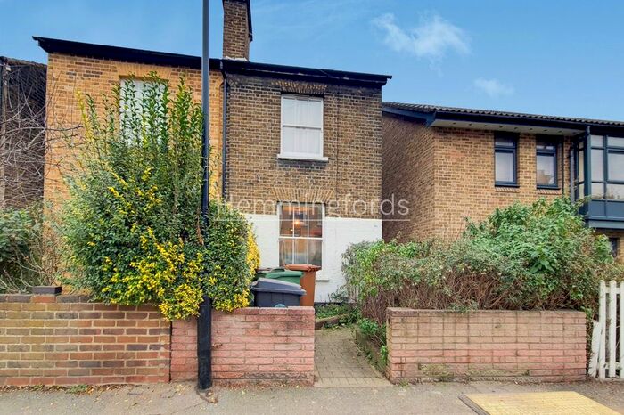 4 Bedroom Terraced House To Rent In Eden Road, Walthamstow E17