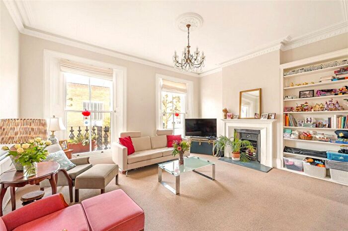 2 Bedroom Maisonette To Rent In Berkley Road, Primrose Hill, London, NW1