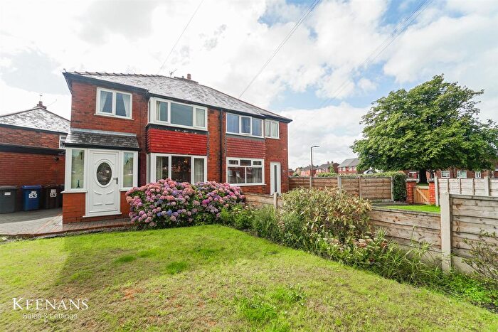 3 Bedroom Semi-Detached House For Sale In Redvales Road, Bury, BL9