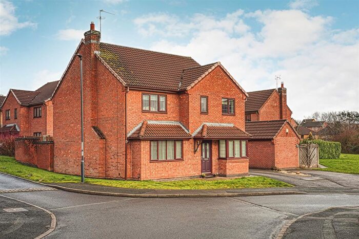 5 Bedroom Detached House For Sale In Oldbury Close, Oakwood, Derby, DE21