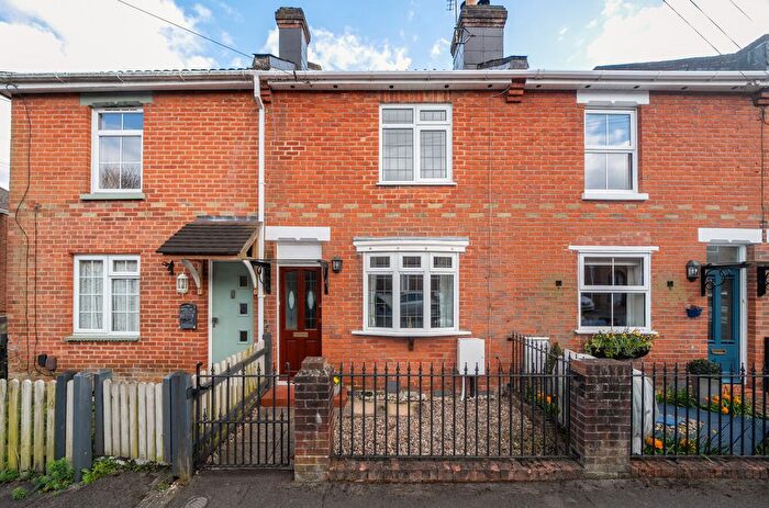 2 Bedroom Terraced House For Sale In Pointout Road, Bassett, Southampton, Hampshire, SO16