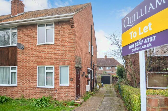 2 Bedroom Maisonette To Rent In Brambles Close, Isleworth, TW7