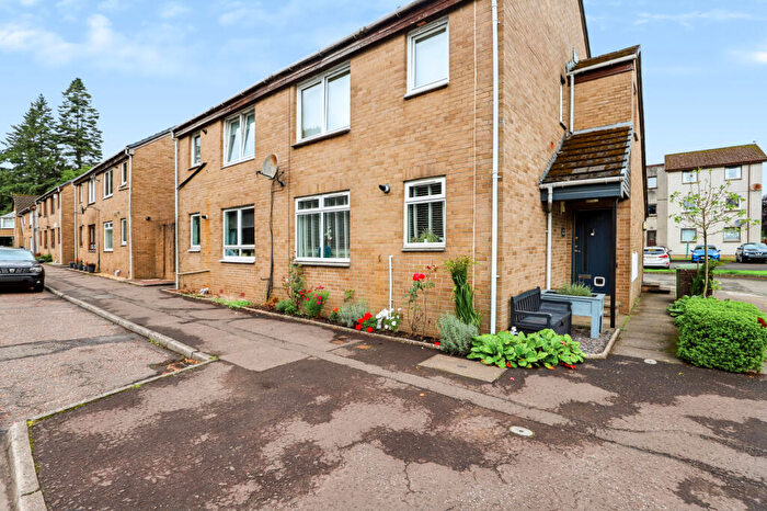 2 Bedroom Flat For Sale In Govan Drive, Alexandria, G83