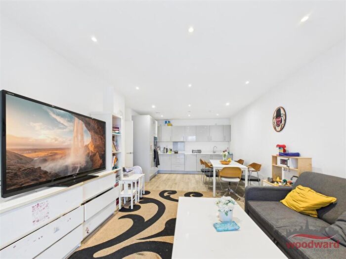 2 Bedroom Flat For Sale In Sheepcote Road, Harrow, HA1
