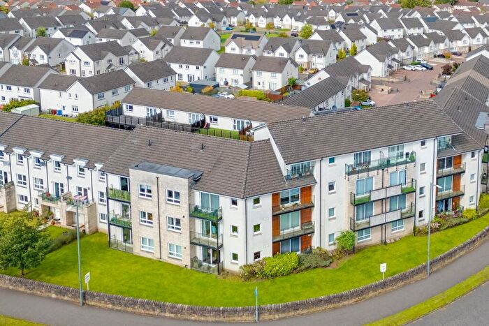 2 Bedroom Apartment For Sale In Stance Place, Larbert, FK5