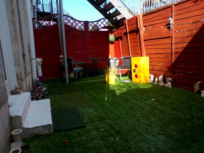 1 Bedroom Flat To Rent In Edward Street, Dunoon, Argyll And Bute, PA23