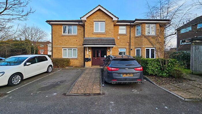 1 Bedroom Flat To Rent In Dolphin Road, Northolt, UB5