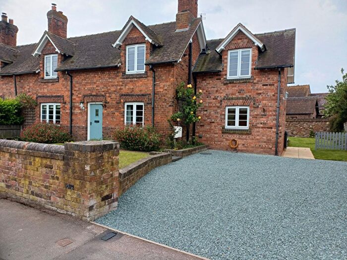 3 Bedroom Cottage To Rent In Kynnersley, Telford, TF6