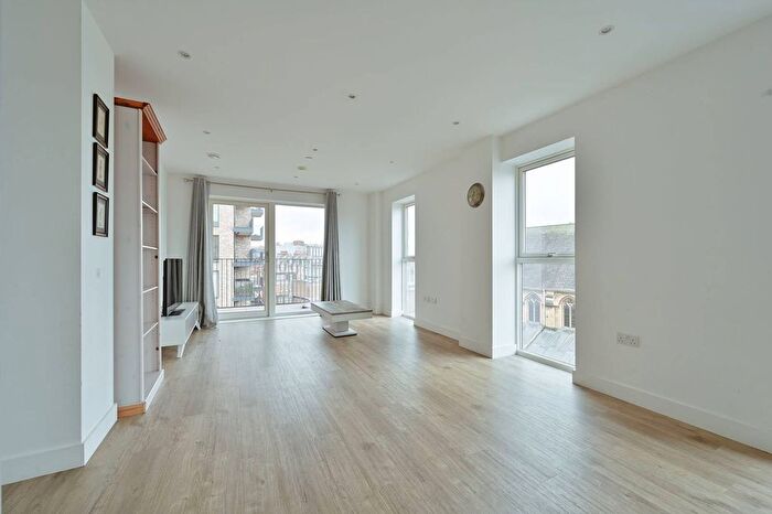 2 Bedroom Flat To Rent In Sheepcote Road, Harrow, HA1