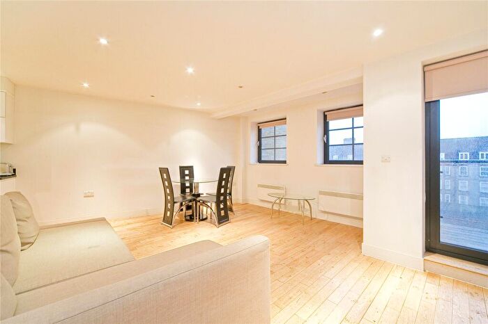 2 Bedroom Flat To Rent In York Way, Hillmarton Conservation Area, N7