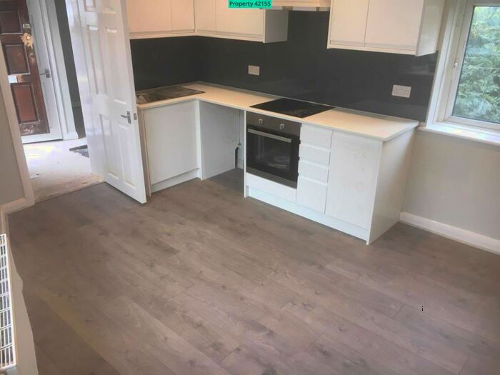 2 Bedroom Ground Flat To Rent In Upper Lewes Road, Brighton, BN2