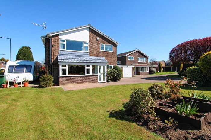 3 Bedroom Link Detached House For Sale In Cantley Manor Avenue, Cantley, Doncaster, DN4
