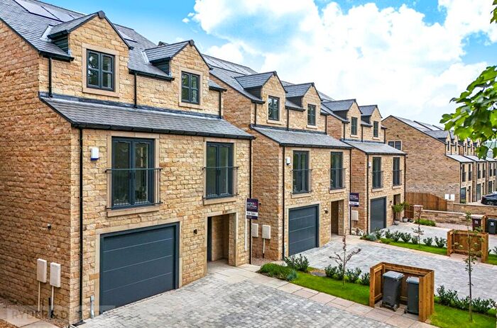 4 Bedroom Detached House For Sale In Station Road, Meltham, Holmfirth, West Yorkshire, HD9